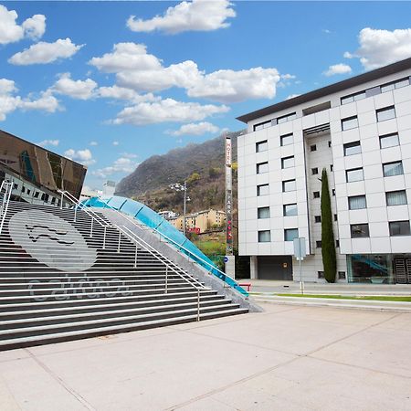 Yomo Mola Park Otel Les Escaldes Dış mekan fotoğraf