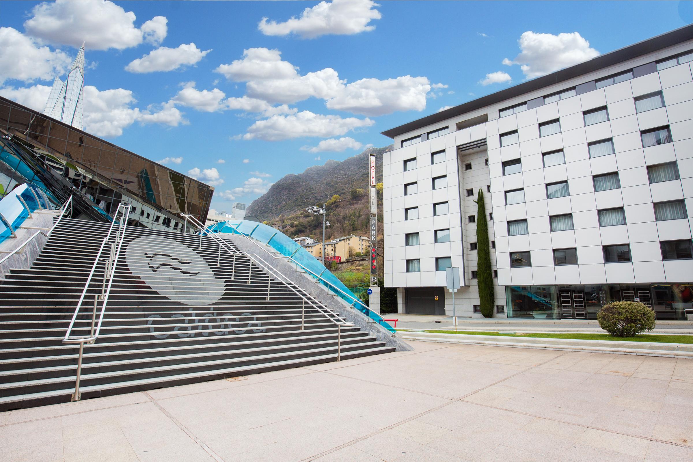 Yomo Mola Park Otel Les Escaldes Dış mekan fotoğraf