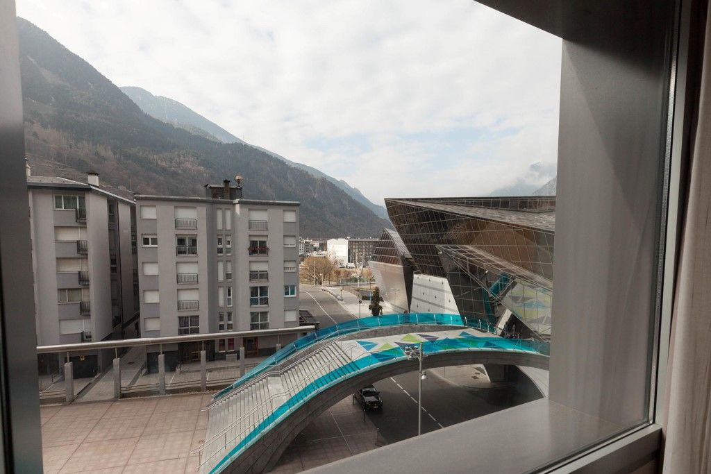 Yomo Mola Park Otel Les Escaldes Dış mekan fotoğraf